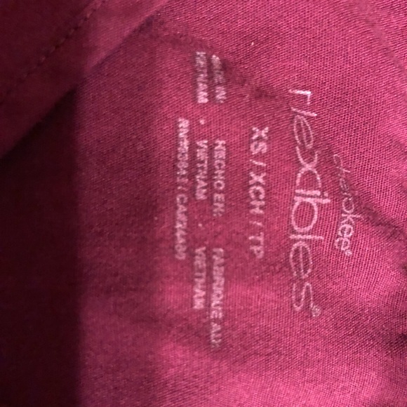 Cherokee Wine Flexible Scrub Top! - Picture 3 of 3